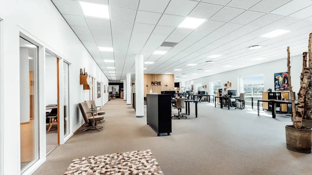 THE F3 BUSINESS PARK gangzone og korridorer